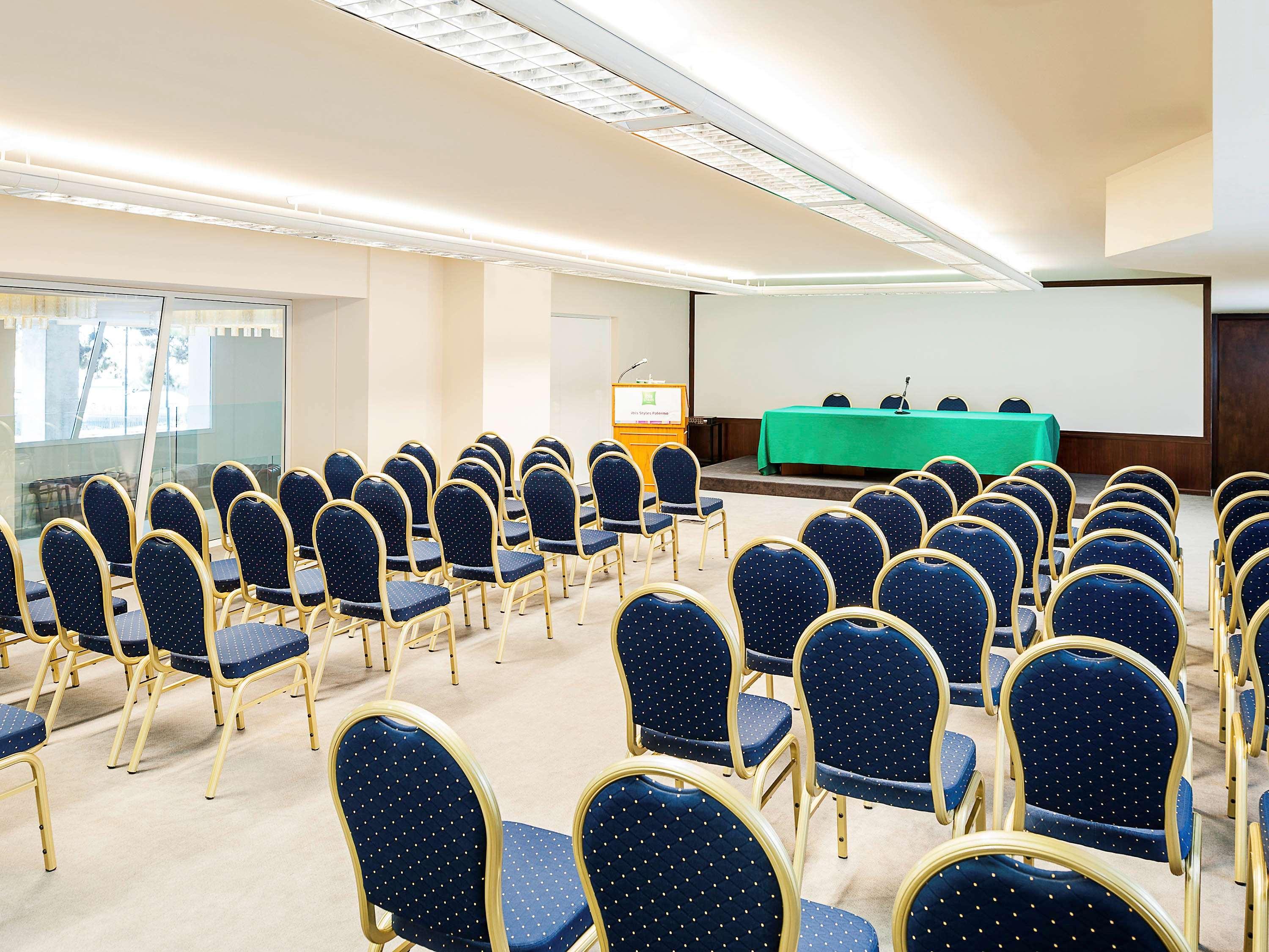 Ibis Styles Palermo President Hotel Bagian luar foto