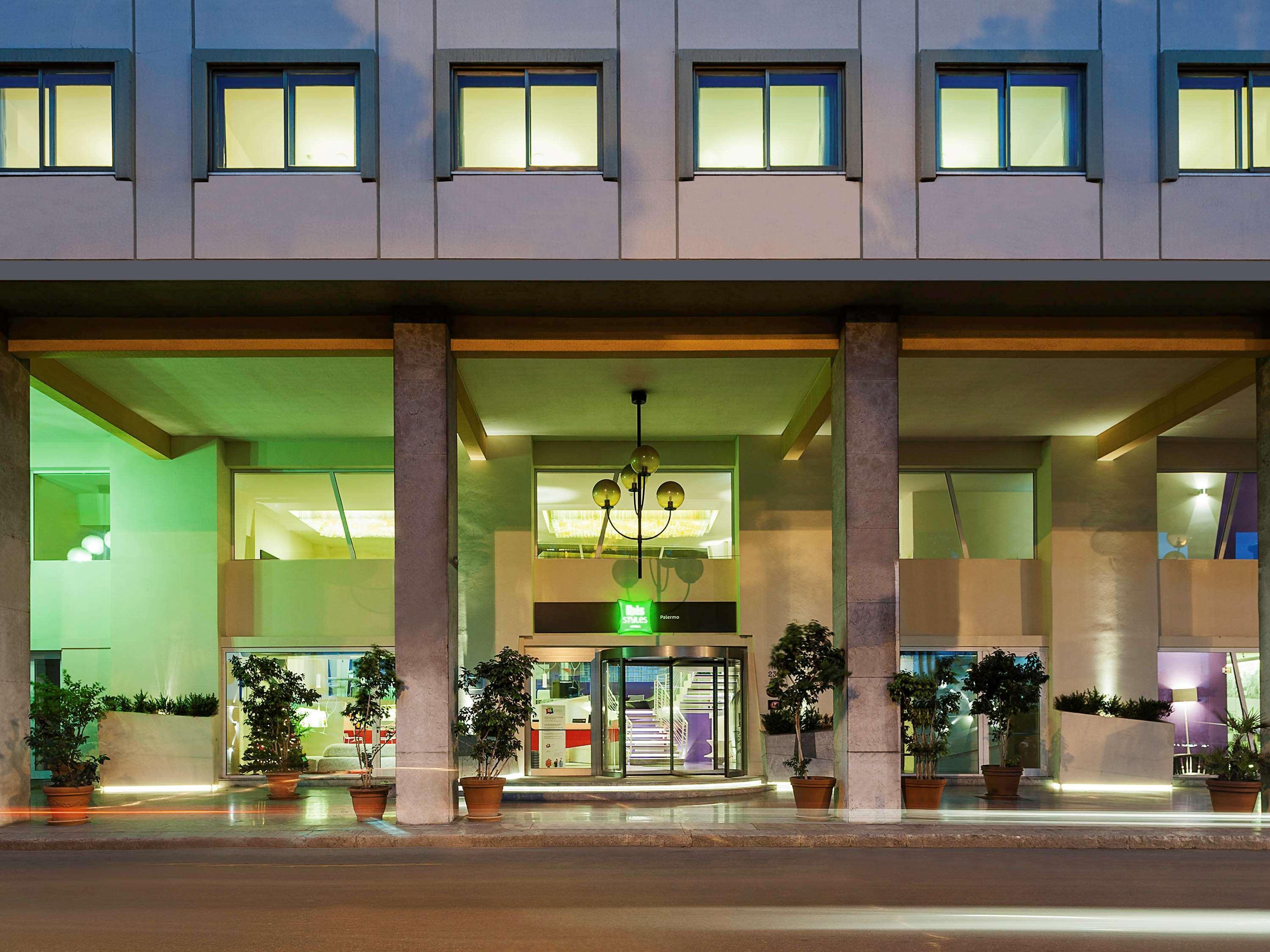 Ibis Styles Palermo President Hotel Bagian luar foto